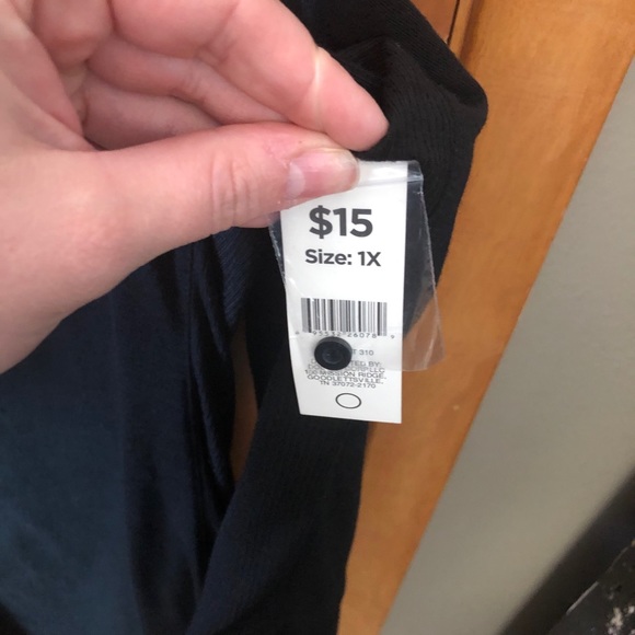 Long Black Button Down Women’s Plus Dress NWT - Picture 5 of 6